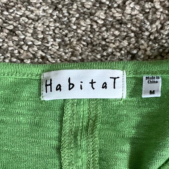 Habitat women's green top NWOT - Picture 2 of 4